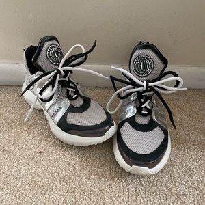 DKNY sneakers